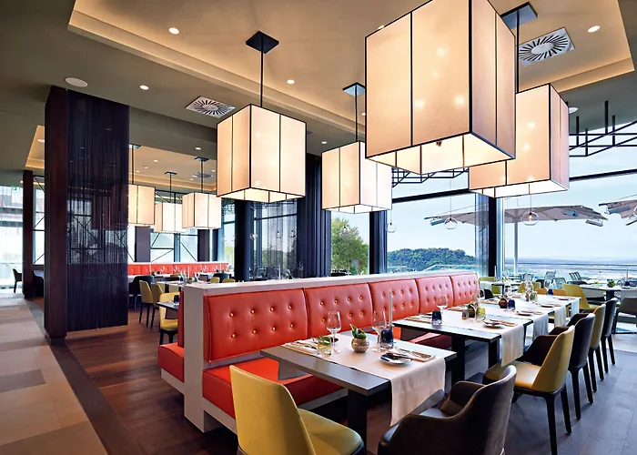 Panoramahotel Szálloda 4*